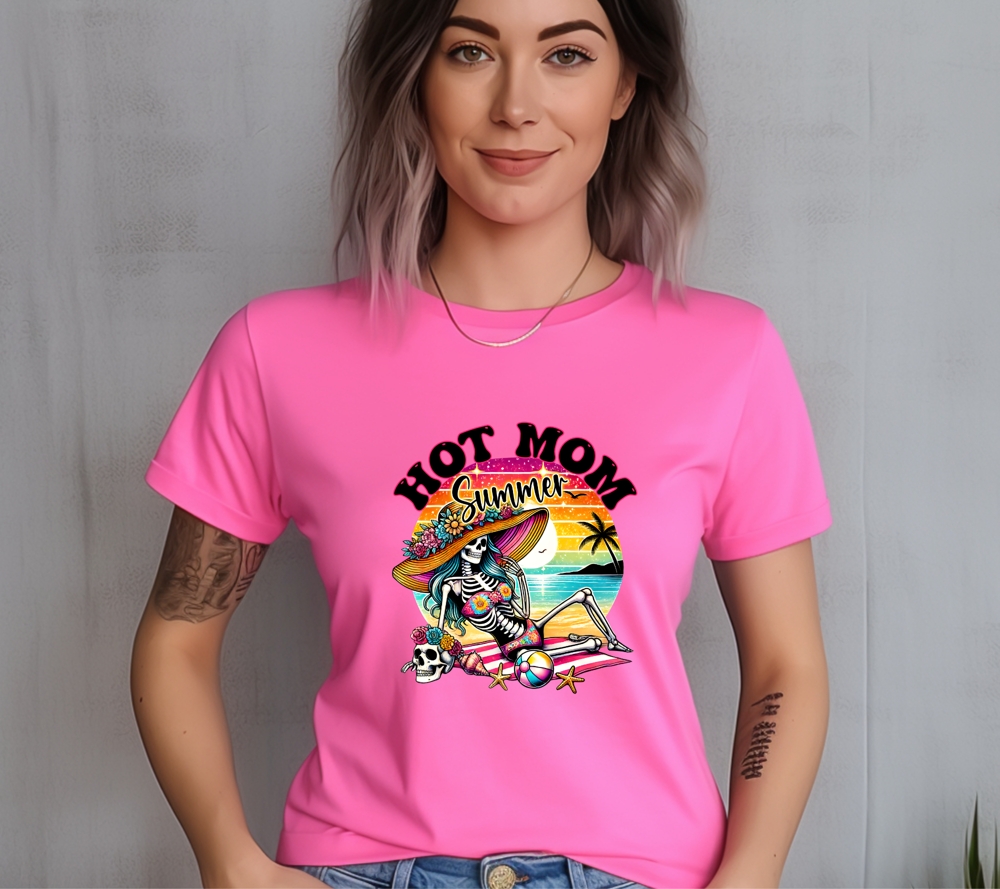 Hot Mom Summer Retro Graphic Tee